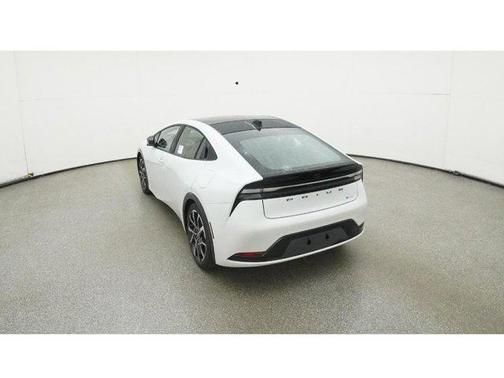 Wind Chill Pearl 2026 Toyota Prius Plug-In Hybrid XSE Premium