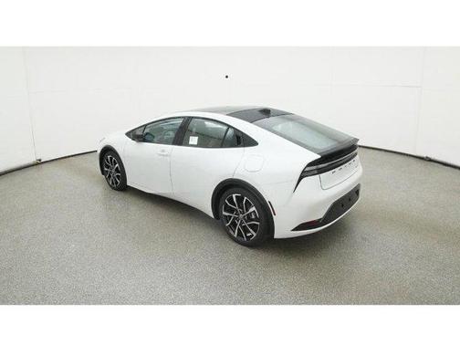 Wind Chill Pearl 2026 Toyota Prius Plug-In Hybrid XSE Premium