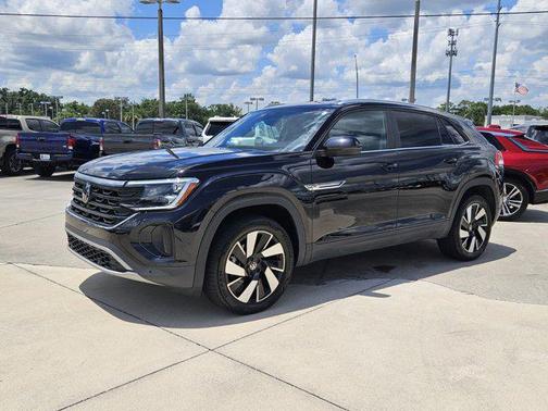 2024 Volkswagen Atlas Cross Sport 2.0T SE w/Technology