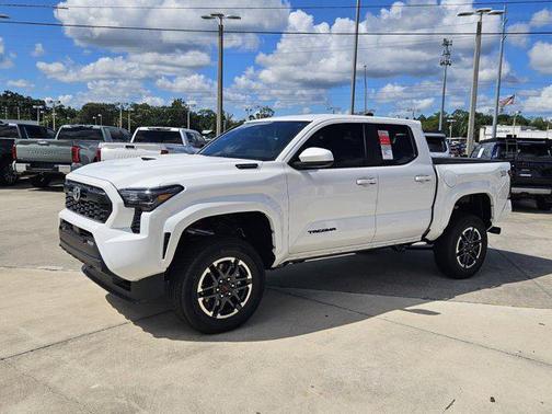 2025 Toyota Tacoma TRD Sport