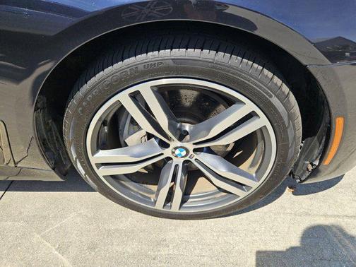 2016 BMW 750 i xDrive