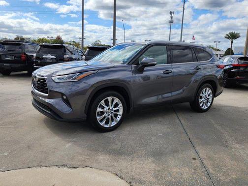 2021 Toyota Highlander Platinum