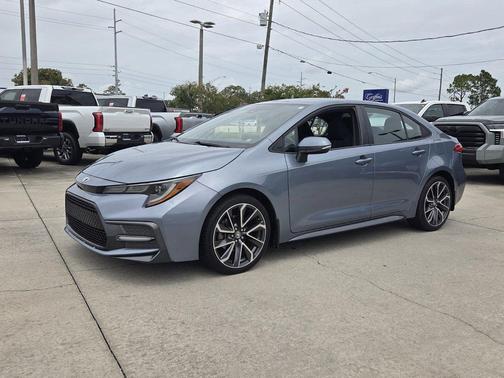 Celestite 2020 Toyota Corolla SE