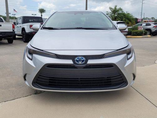2024 Toyota Corolla Hybrid SE