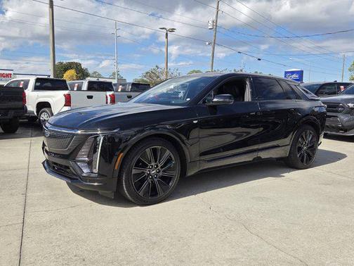 2024 Cadillac LYRIQ Sport