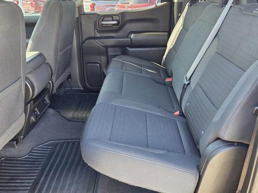 2022 Chevrolet Silverado 1500 Custom Trail Boss