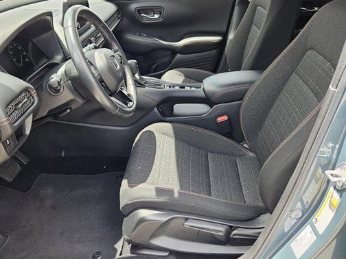2024 Honda HR-V 2WD Sport