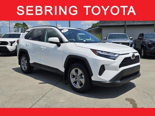2024 Toyota RAV4 XLE