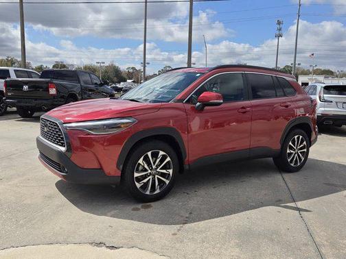 2022 Toyota Corolla Cross XLE