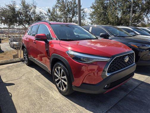 2022 Toyota Corolla Cross XLE