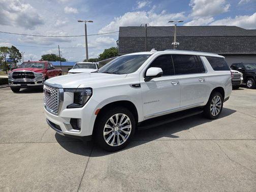 White Frost Tricoat 2024 GMC Yukon XL Denali