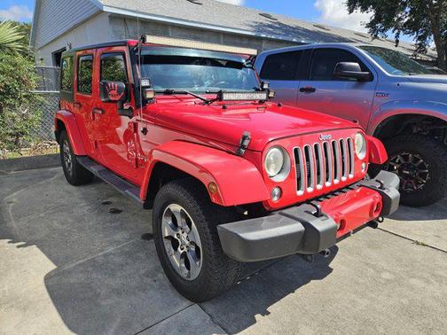 2016 Jeep Wrangler Unlimited Sahara