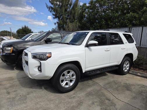 2023 Toyota 4Runner SR5