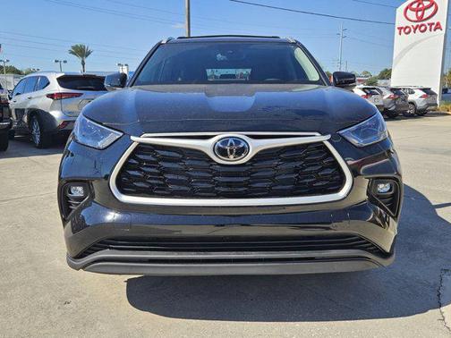 2026 Toyota Highlander Hybrid XLE