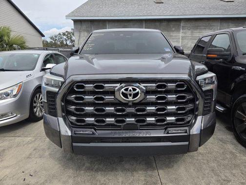2022 Toyota Tundra Platinum