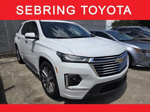 Summit White 2022 Chevrolet Traverse Premier