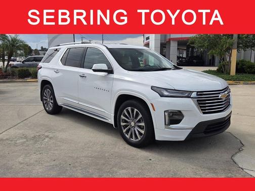 Summit White 2022 Chevrolet Traverse Premier