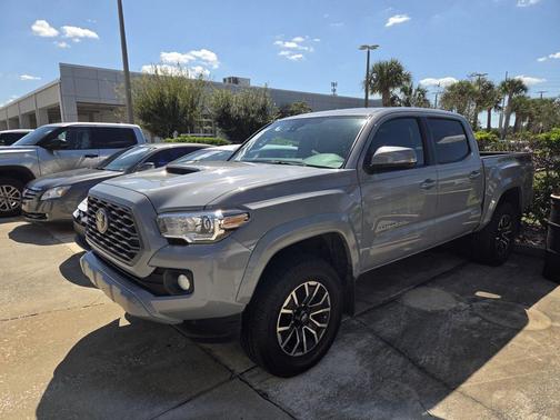 Cement 2021 Toyota Tacoma SR5
