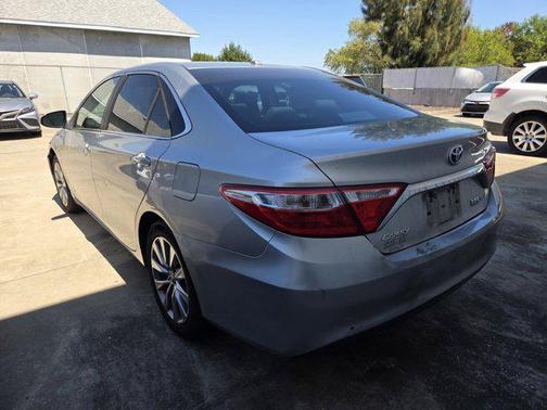 Celestial Silver Metallic 2017 Toyota Camry Hybrid XLE