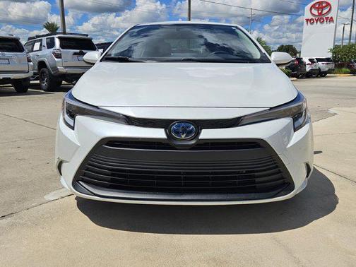 2024 Toyota Corolla Hybrid LE