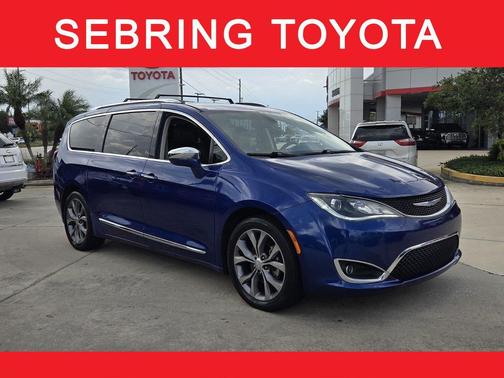 Ocean Blue Metallic 2019 Chrysler Pacifica Limited