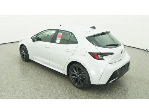 Wind Chill Pearl 2026 Toyota Corolla XSE