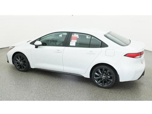 Wind Chill Pearl 2026 Toyota Corolla SE