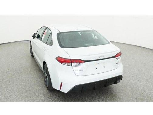 Wind Chill Pearl 2026 Toyota Corolla SE