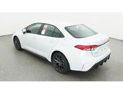 Wind Chill Pearl 2026 Toyota Corolla SE