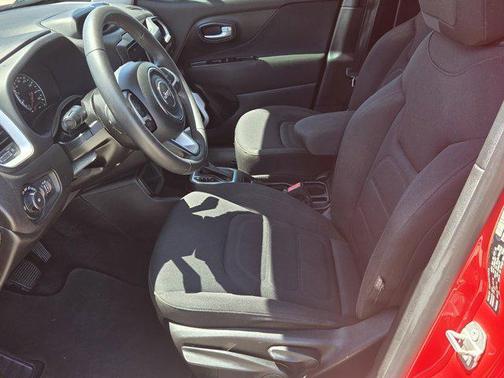 Colorado Red Clearcoat 2019 Jeep Renegade Latitude