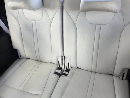 Passion Red 2023 Kia Sorento SX