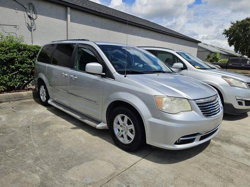 2011 Chrysler Town & Country Touring