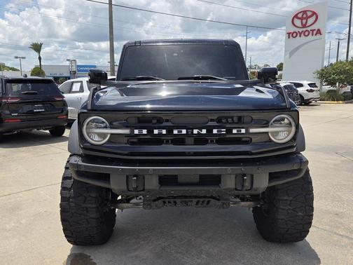 Shadow Black 2022 Ford Bronco Outer Banks