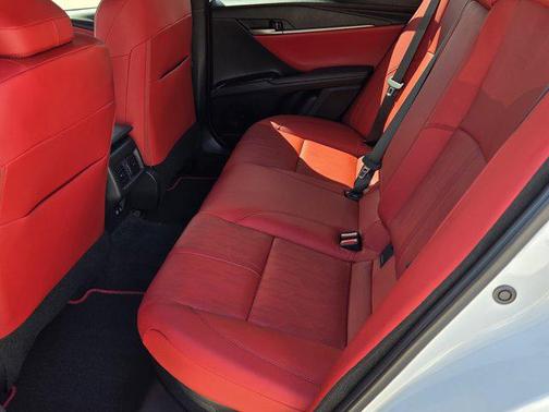 Ice 2026 Toyota Camry XSE