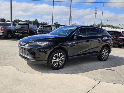 2023 Toyota Venza LE