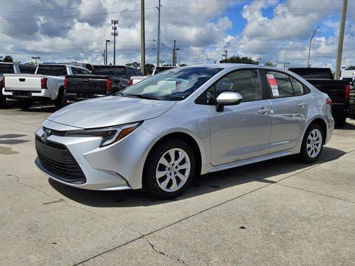 2025 Toyota Corolla Hybrid LE