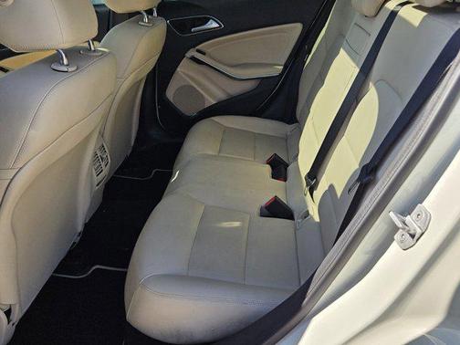 2017 Mercedes-Benz GLA 250 Base