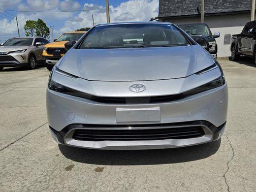2023 Toyota Prius XLE