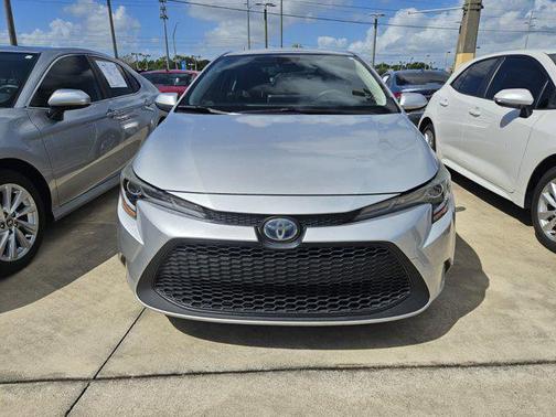 2021 Toyota Corolla Hybrid SE
