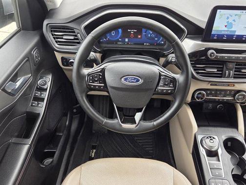 2021 Ford Escape Titanium