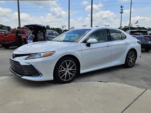 2021 Toyota Camry XLE