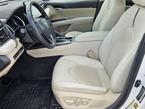 2021 Toyota Camry XLE