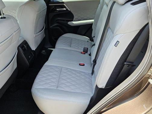 2022 Mitsubishi Outlander SEL 2.5 2WD