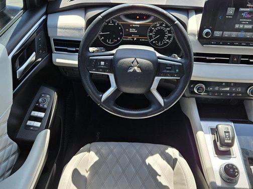 2022 Mitsubishi Outlander SEL 2.5 2WD