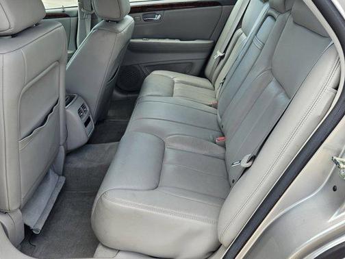 2006 Cadillac DTS Base