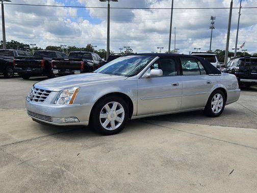 2006 Cadillac DTS Base