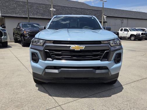 Snowdrift Metallic 2025 Chevrolet Colorado LT
