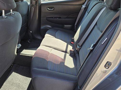 2022 Nissan Leaf SV PLUS 62 kWh