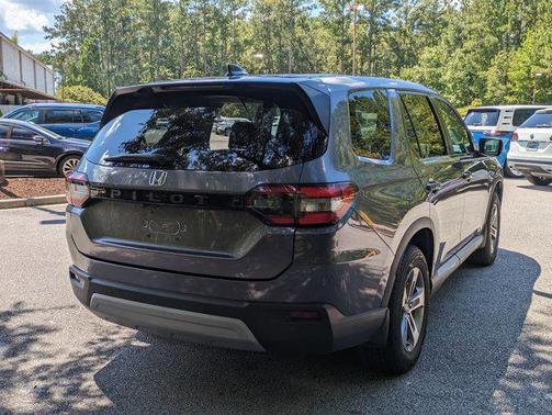 2023 Honda Pilot 2WD EX-L 8 Passenger