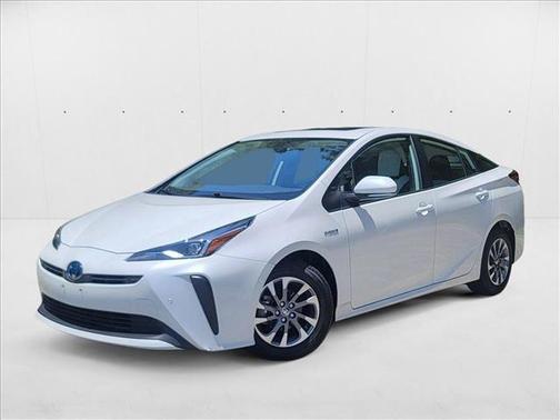 2021 Toyota Prius XLE